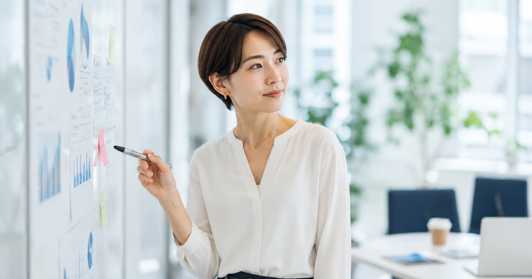 本社の正社員 ITコンサル・DX 人事・採用・労務の求人情報イメージ1